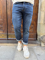 Jeans Steve di Hamaki-Ho