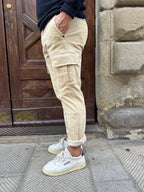 Pantalone cargo in velluto di Tréz beige