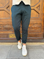 Pantalone Chinos di Trèz blu navy