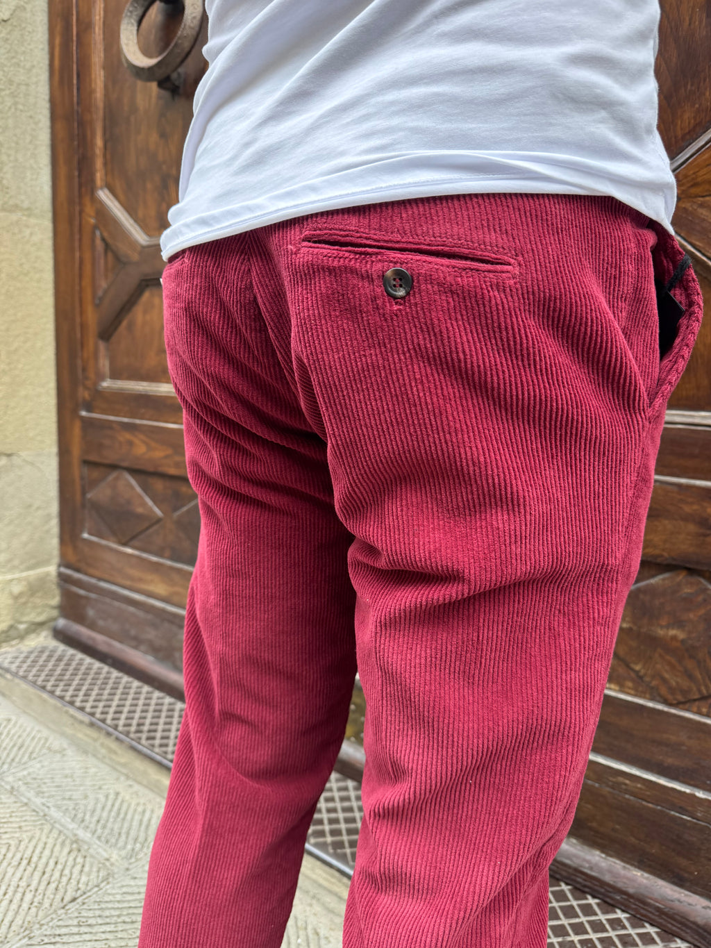 Pantalone Chinos in velluto di Telamira bordeaux