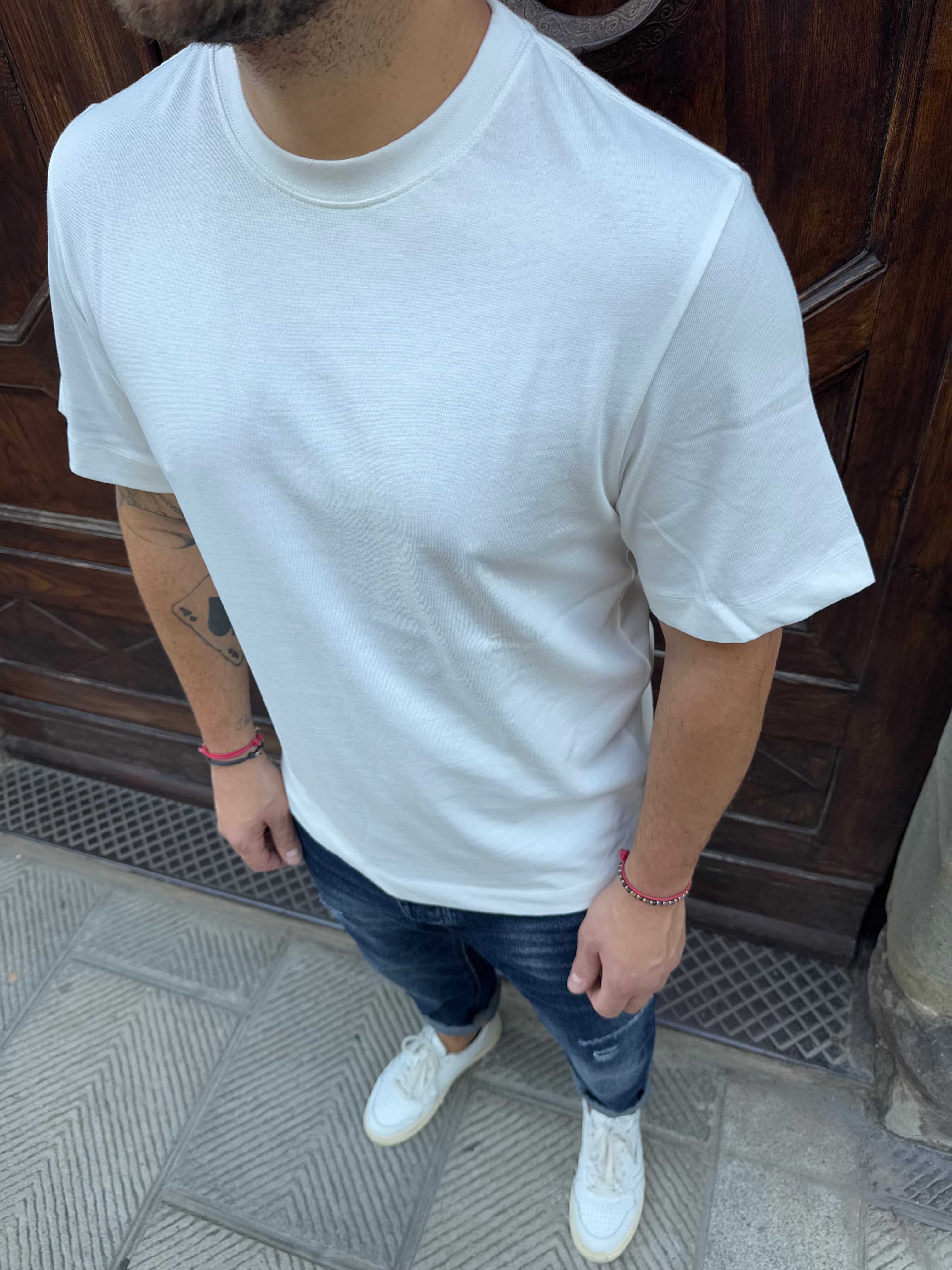 T-shirt Relax di Trèz bianca