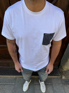 T-Shirt taschino di Myden