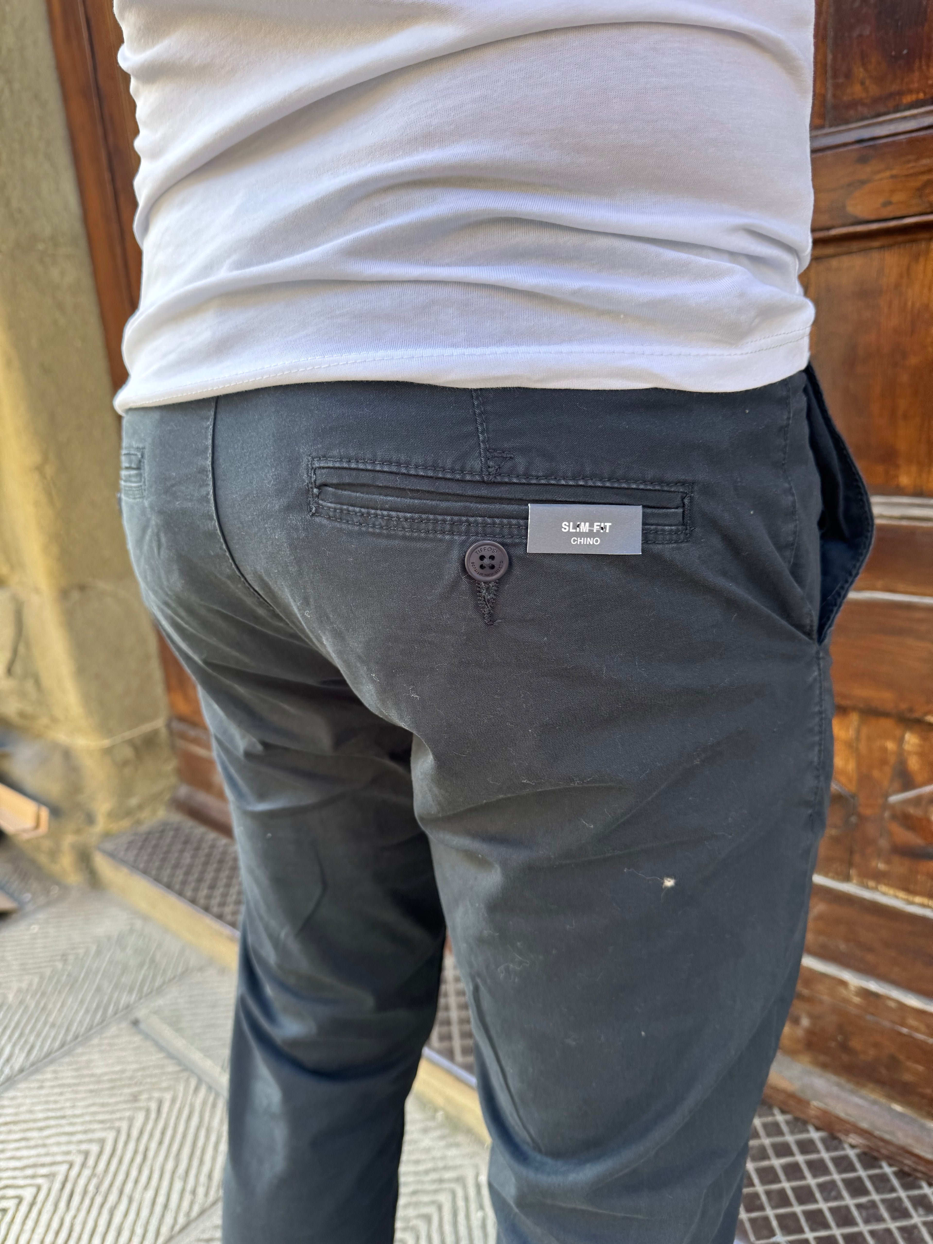 Pantalone Chinos di Tiffosi