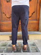 Carica l&#39;immagine nel visualizzatore di Gallery, Pantalaccio Faz in velluto blu navy
