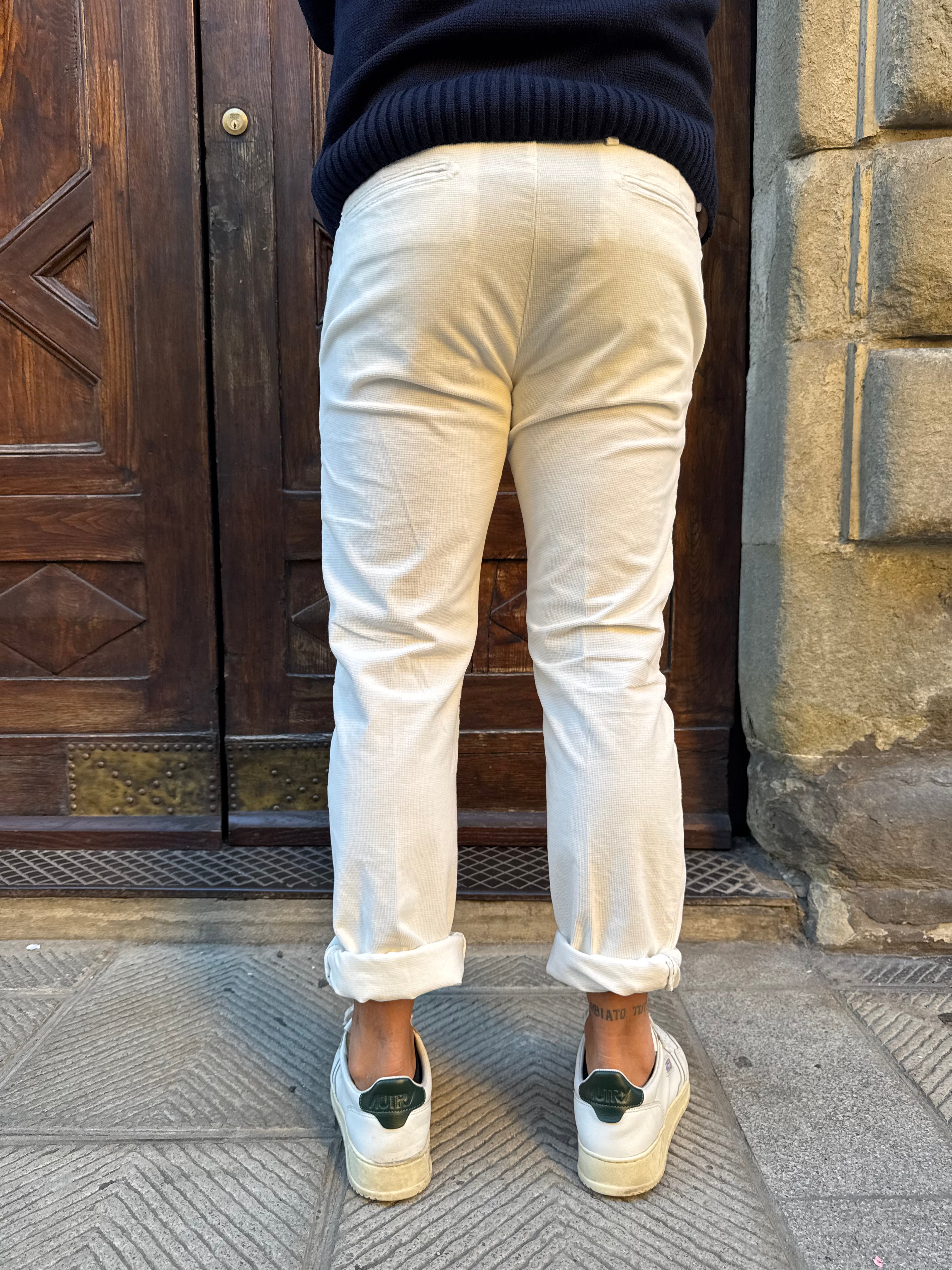 Pantalone Eddy di HAMAKI-Ho panna