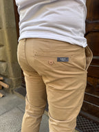 Pantalone Chinos di Tiffosi beige
