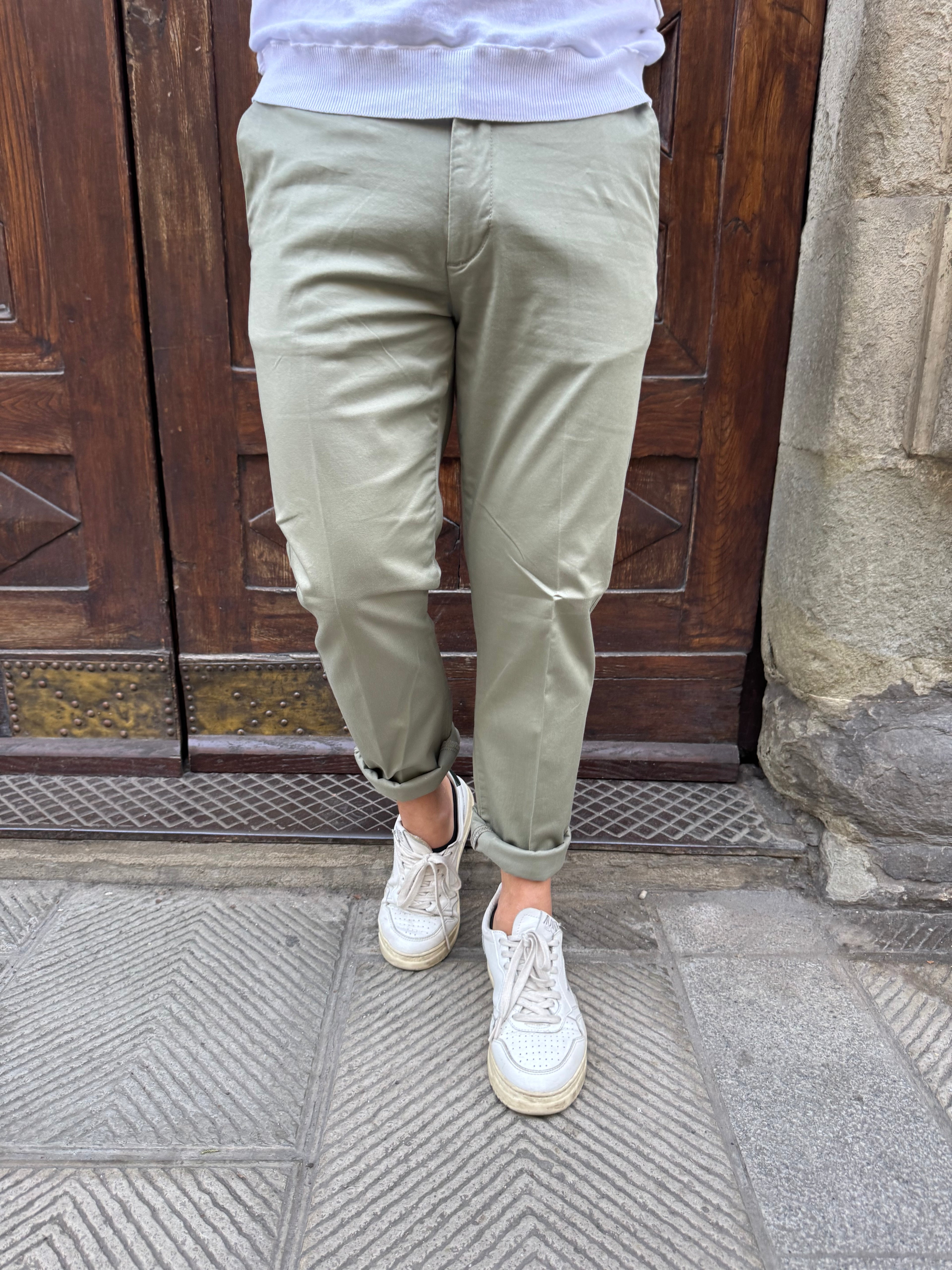 Pantalone Chinos di Hamaki-Ho verde