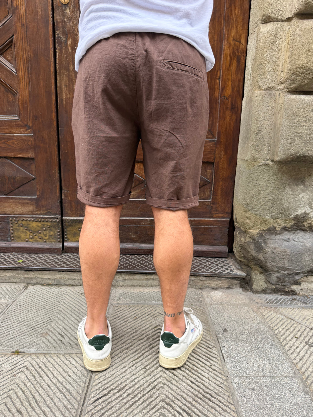 Bermuda Malibù di 3.9 in lino cioccolata
