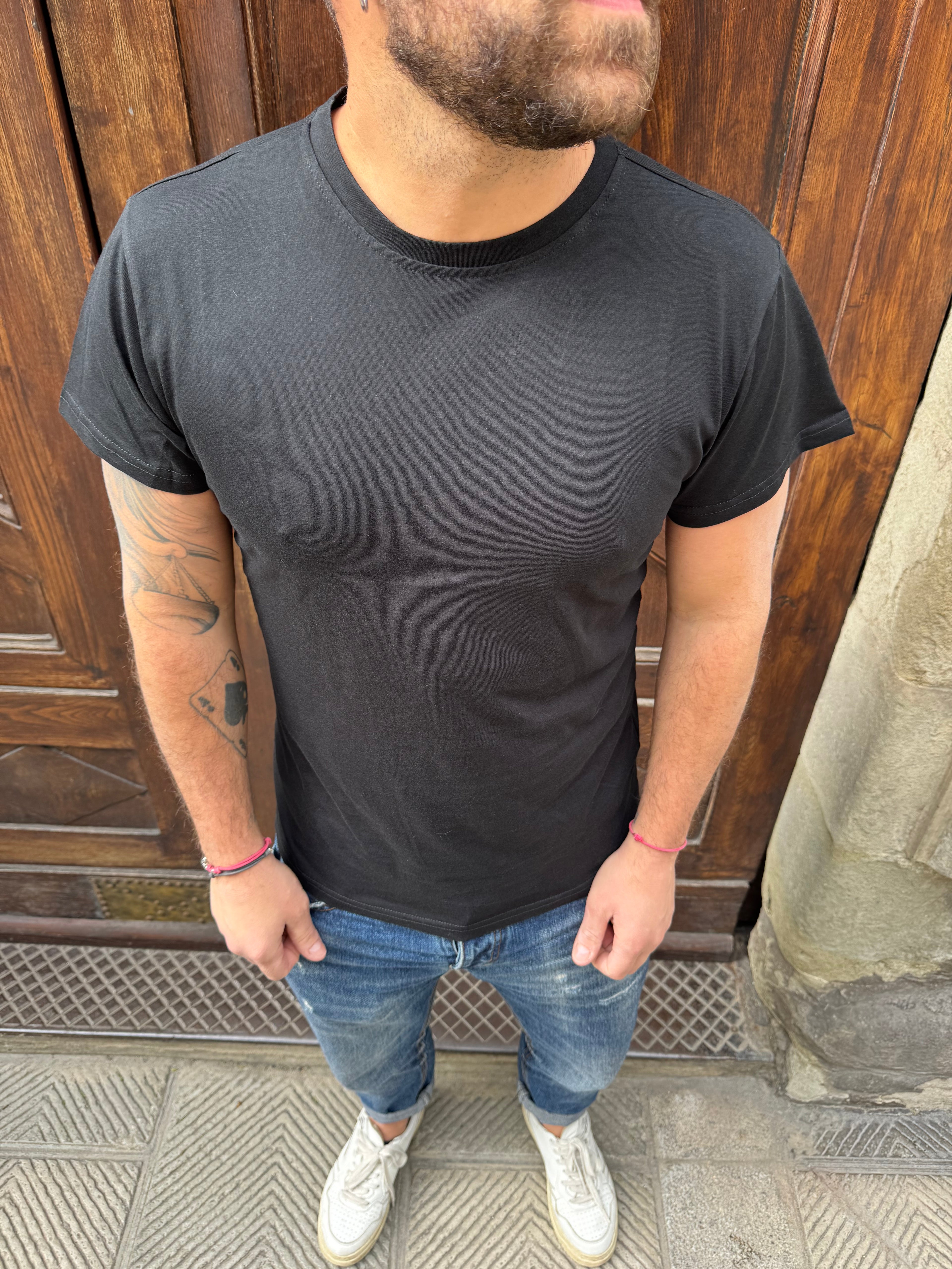 T-shirt Colour di Telamira nera