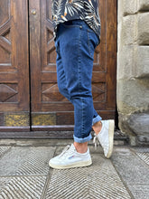 Carica l&#39;immagine nel visualizzatore di Gallery, Jeans Holly
