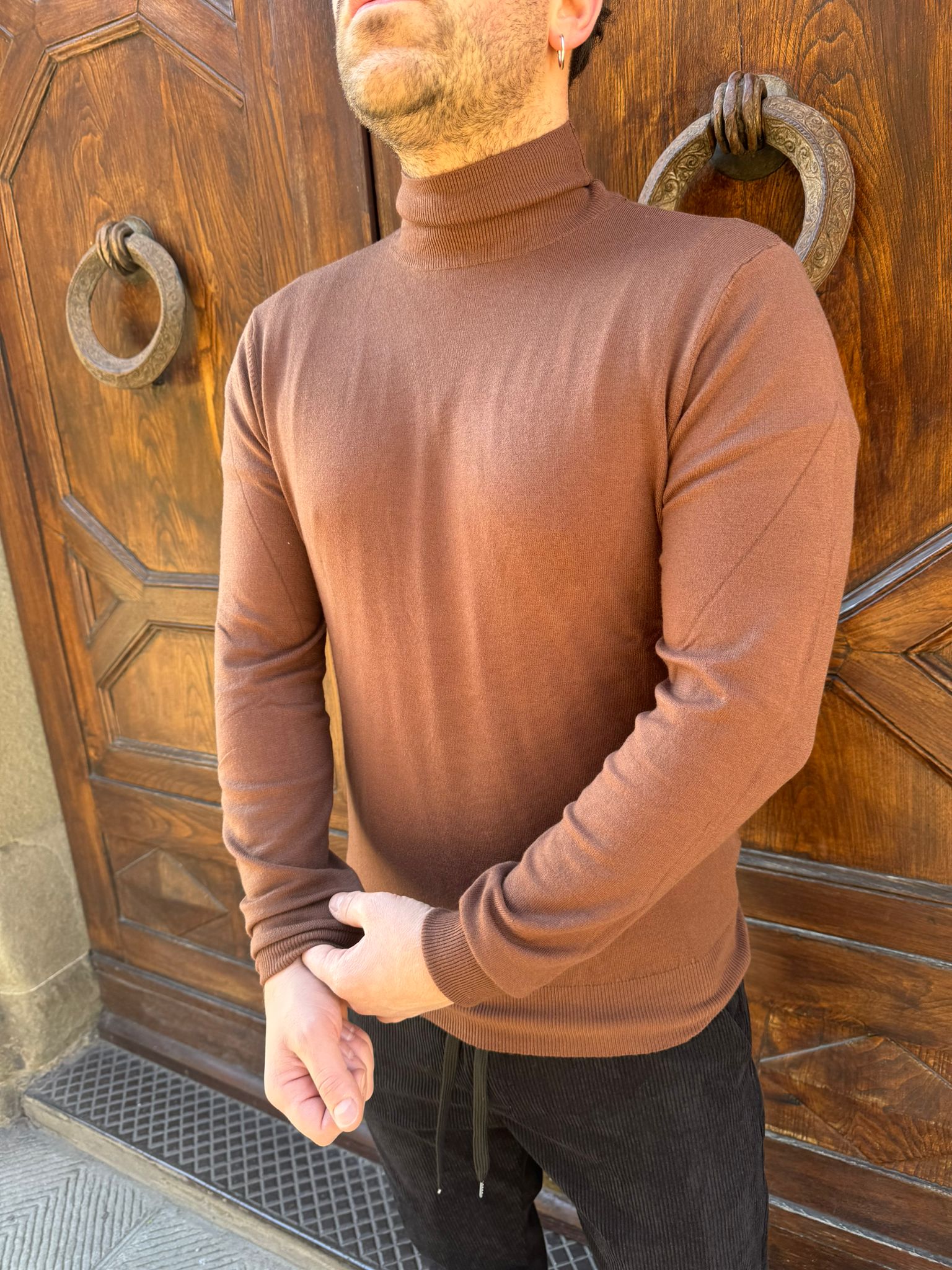 Maglioncino dolcevita Tokyo biscotto