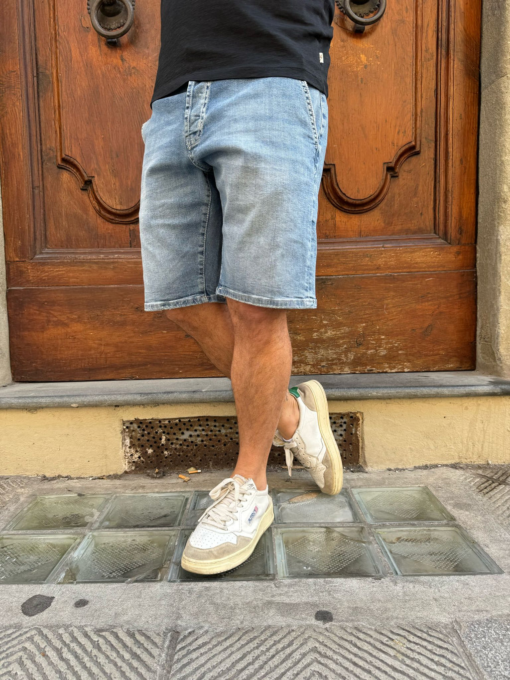 Bermuda Jeans di Hamaki-ho