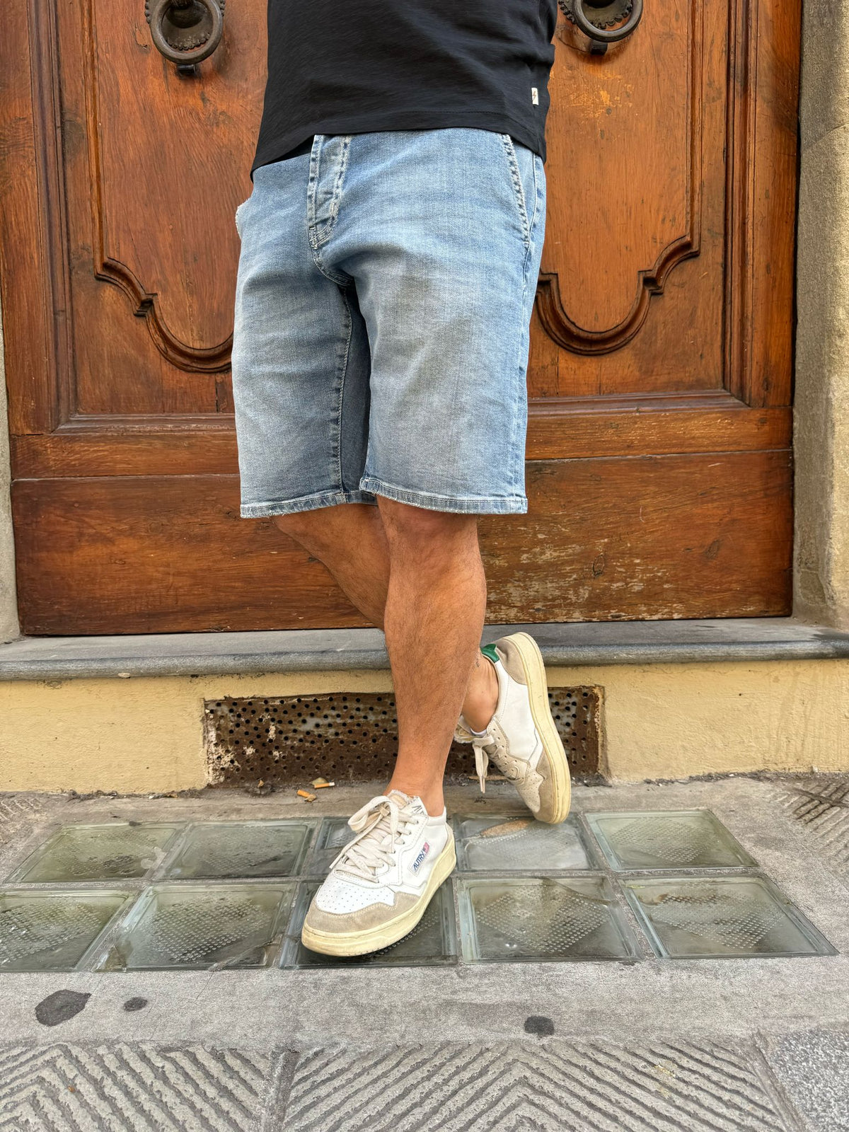Bermuda Jeans di Hamaki-ho