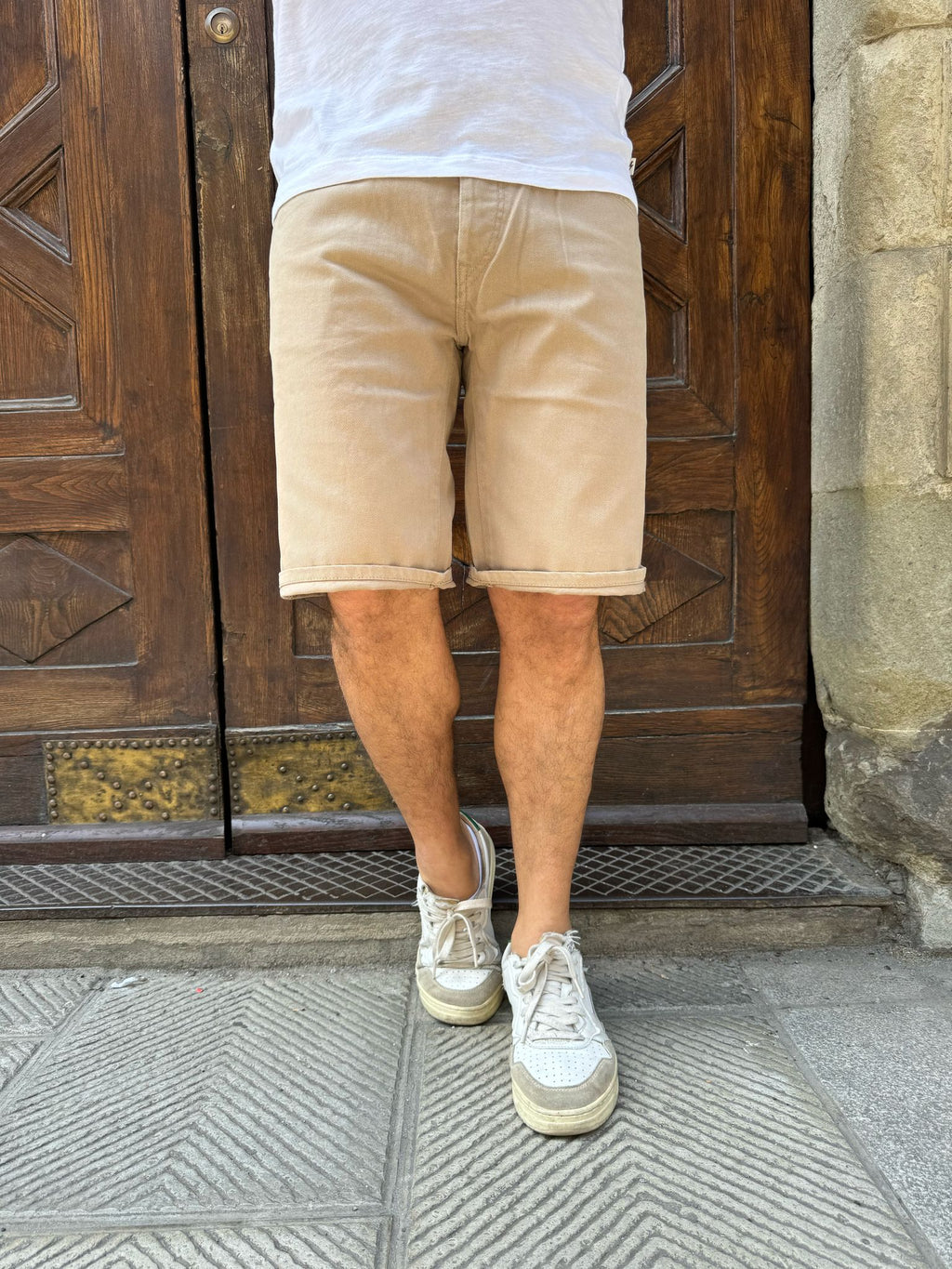 Bermuda Bulldenim sabbia di Tiffosi