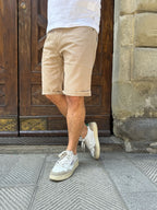 Bermuda Bulldenim sabbia di Tiffosi