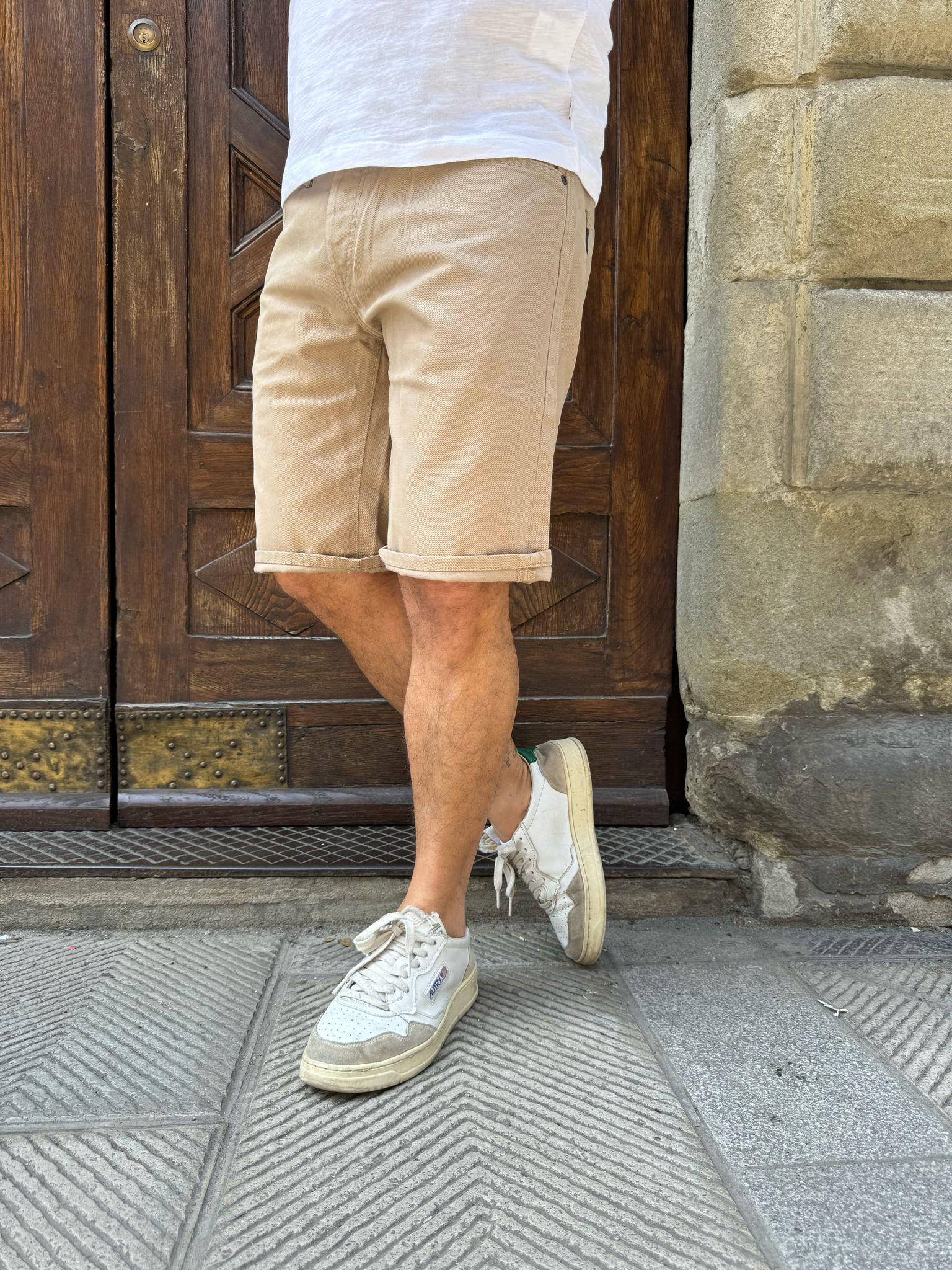 Bermuda Bulldenim sabbia di Tiffosi